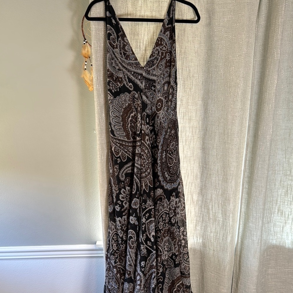 Elegant Paisley Print Maxi Dress